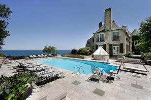 Need a property management company to let in contractors or loved ones while you're away?  We would feel honored to provide you with dependable Key Holding services. Look no further than Home Sitters.